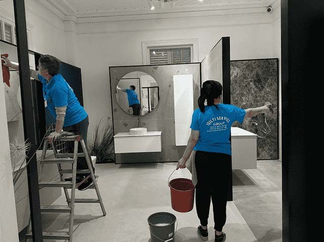 Profesyonel temizlik personeli Güvenilir Temizlik Personeli