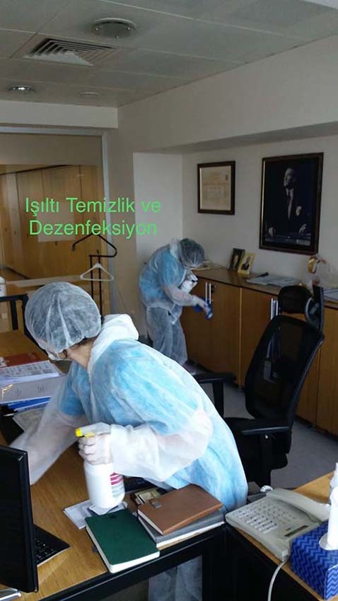 Ofis-Dezenfektan-Personeli